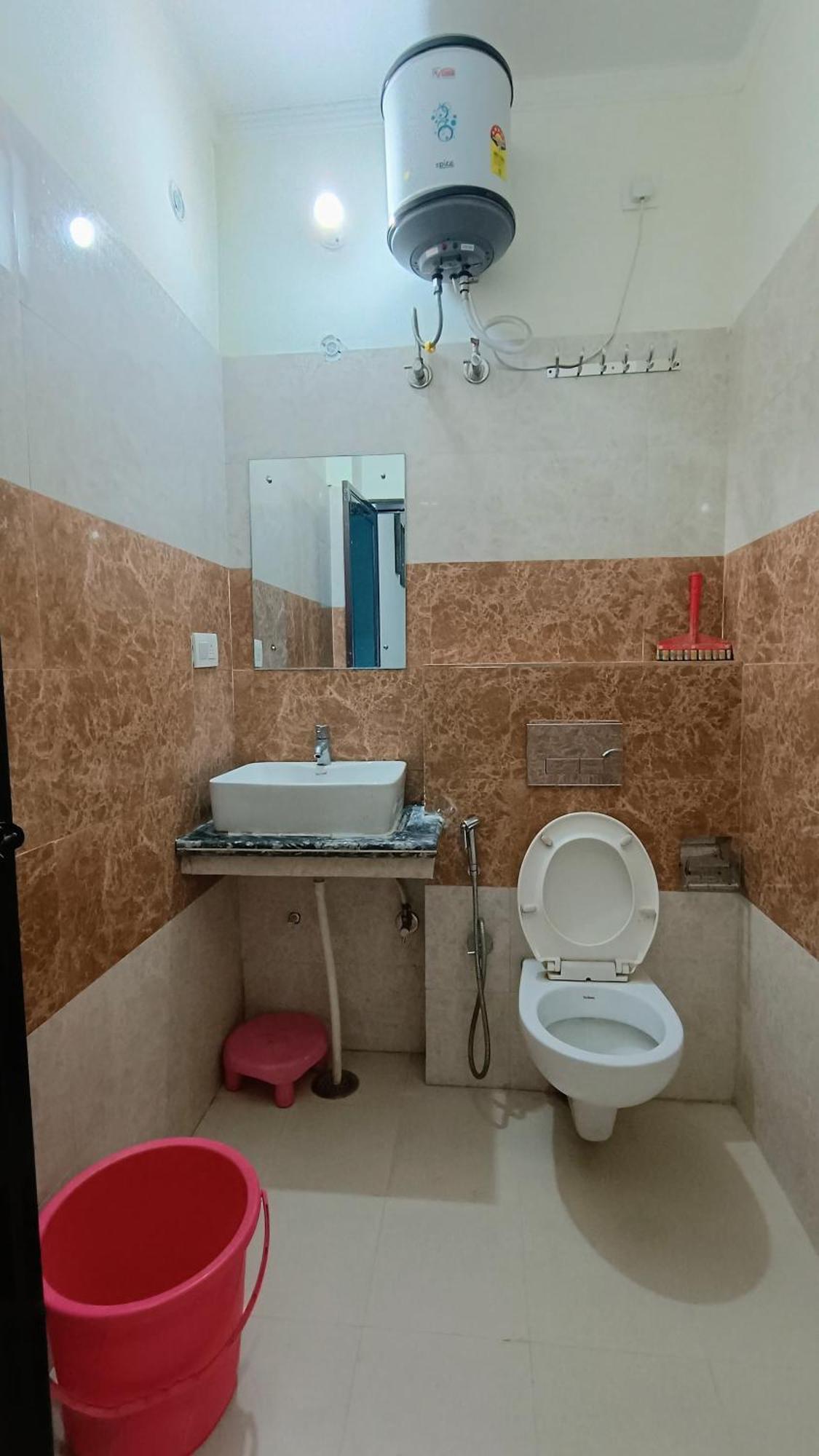 Olt Hostel Rishikesh Bagian luar foto
