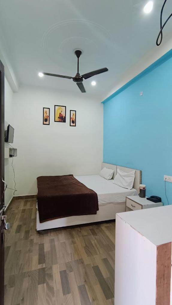 Olt Hostel Rishikesh Bagian luar foto