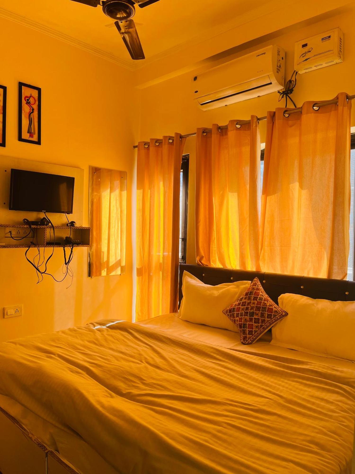 Olt Hostel Rishikesh Bagian luar foto