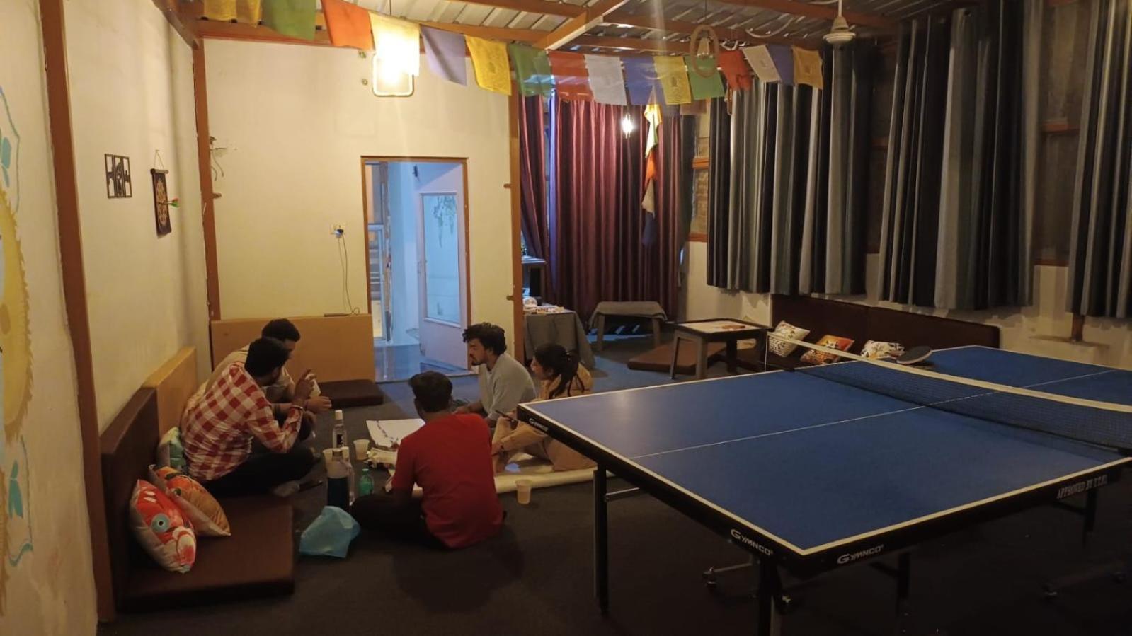 Olt Hostel Rishikesh Bagian luar foto